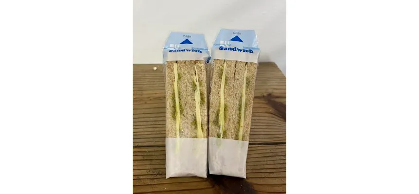 Sandwich Integral Mozarella y Pesto